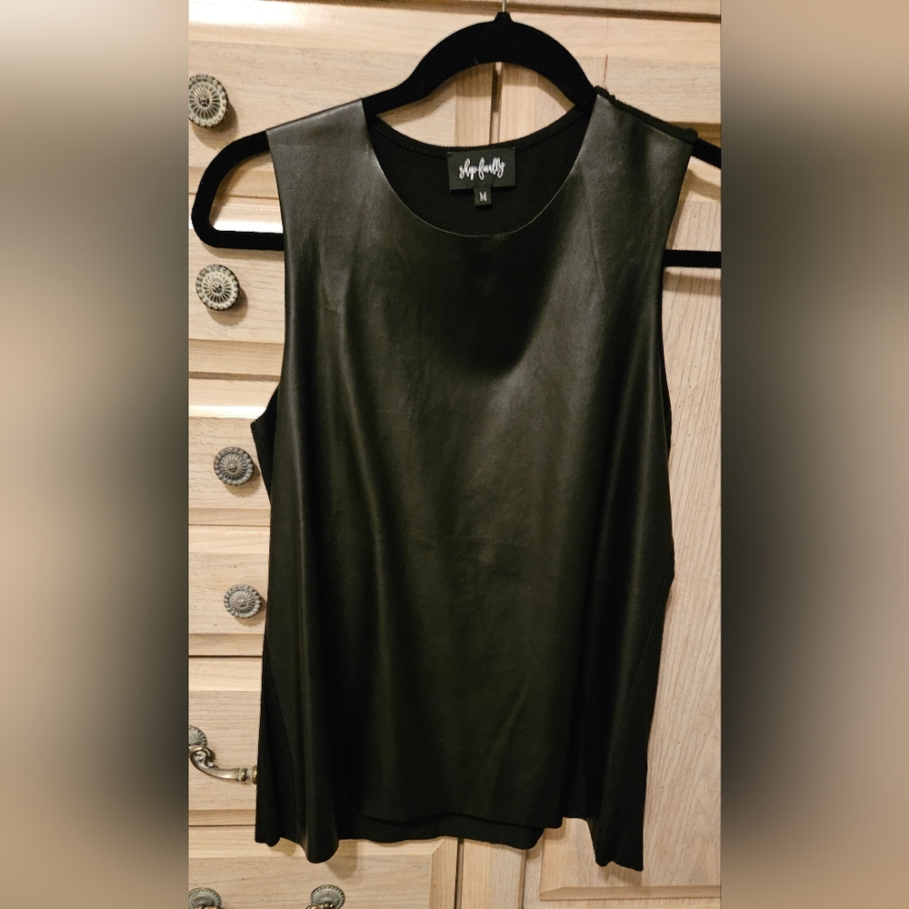 Chic Black Faux Leather Sleeveless Women's Top